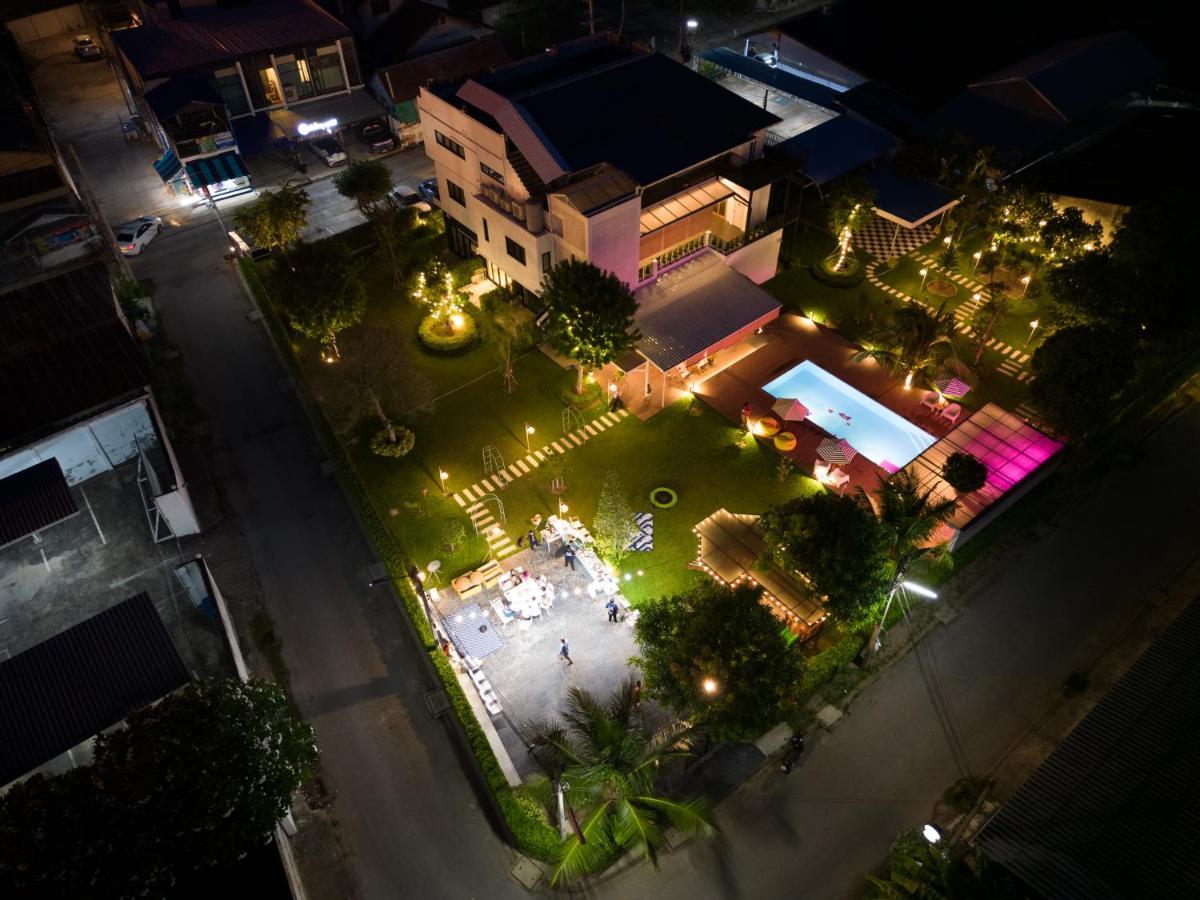 The Modeva Hotel Kanchanaburi Esterno foto