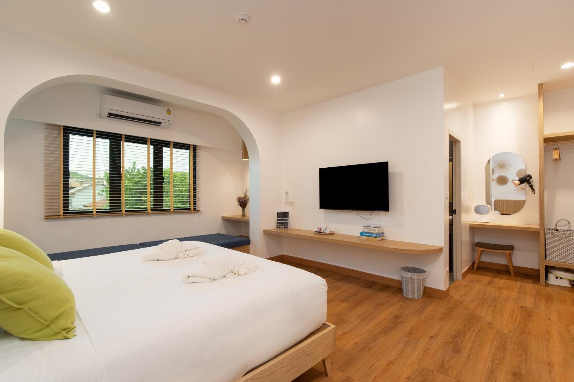 The Modeva Hotel Kanchanaburi Esterno foto