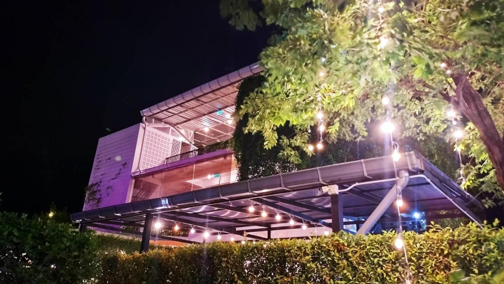The Modeva Hotel Kanchanaburi Esterno foto